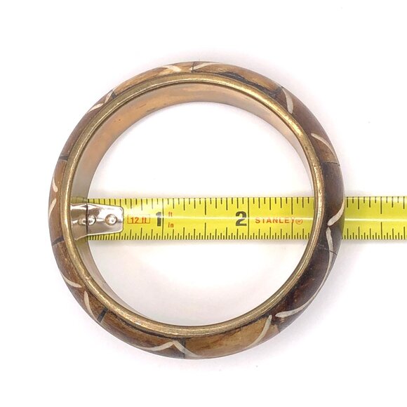 Set of 2 Vintage Hand-Carved Wood Bangles with Brass Interiors – 1" Wide - Picture 11 of 16